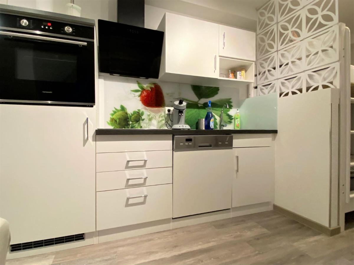 Apartment Fancy, Ep Tickets Ueber Uns Erhaeltlich *